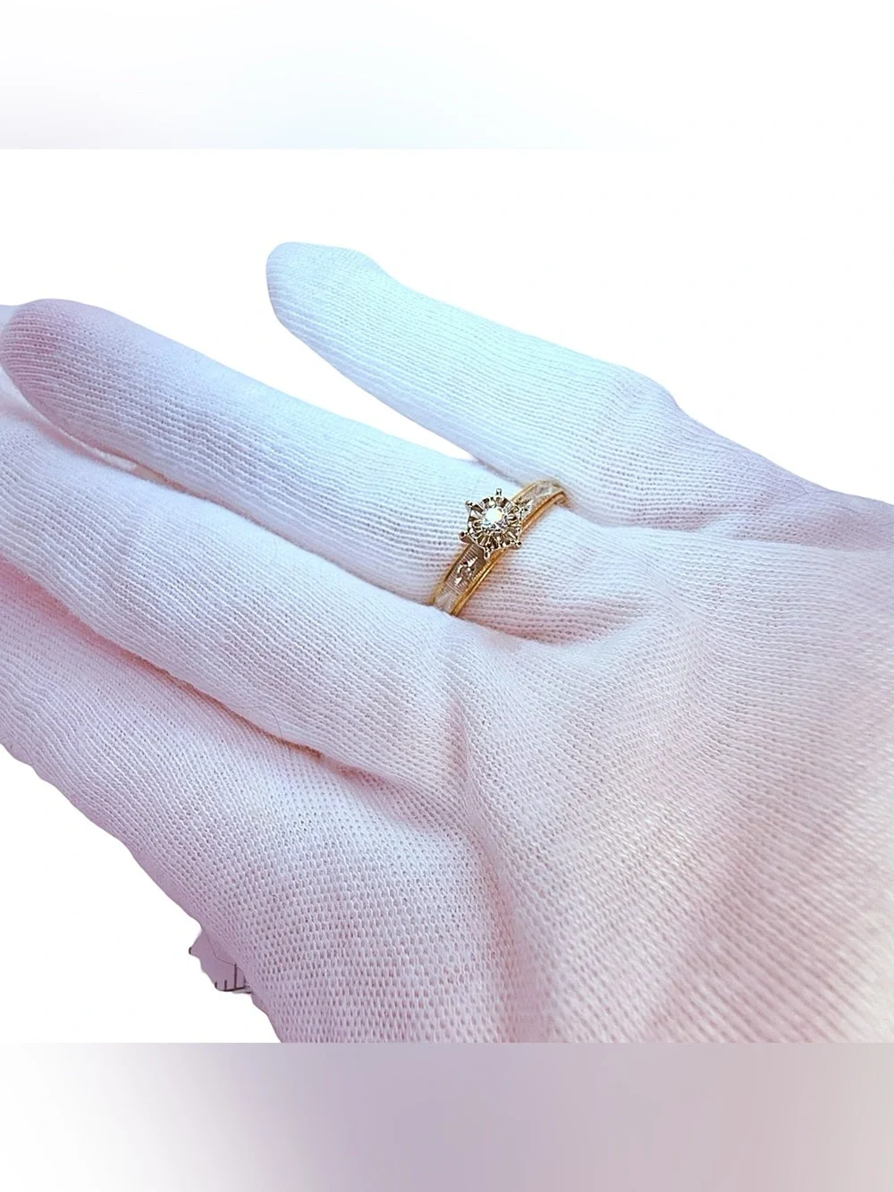 🌟 Vintage Keepsake 14K Two-Tone Gold Diamond Ring
